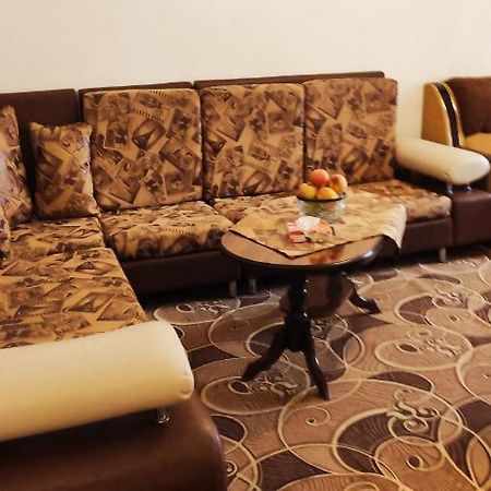 Apartments Azatutyan Avenue 9, Кв 19 예레반 외부 사진