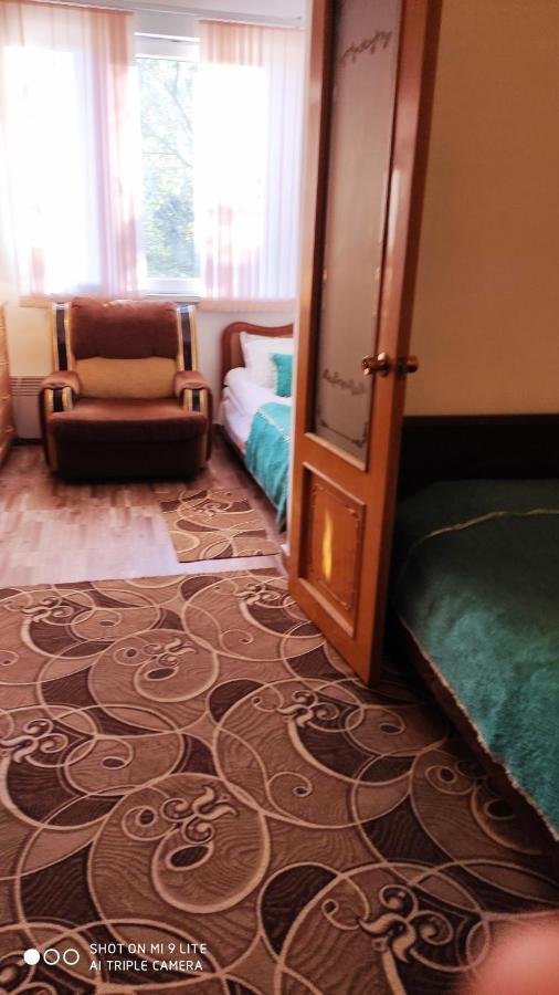 Apartments Azatutyan Avenue 9, Кв 19 예레반 외부 사진
