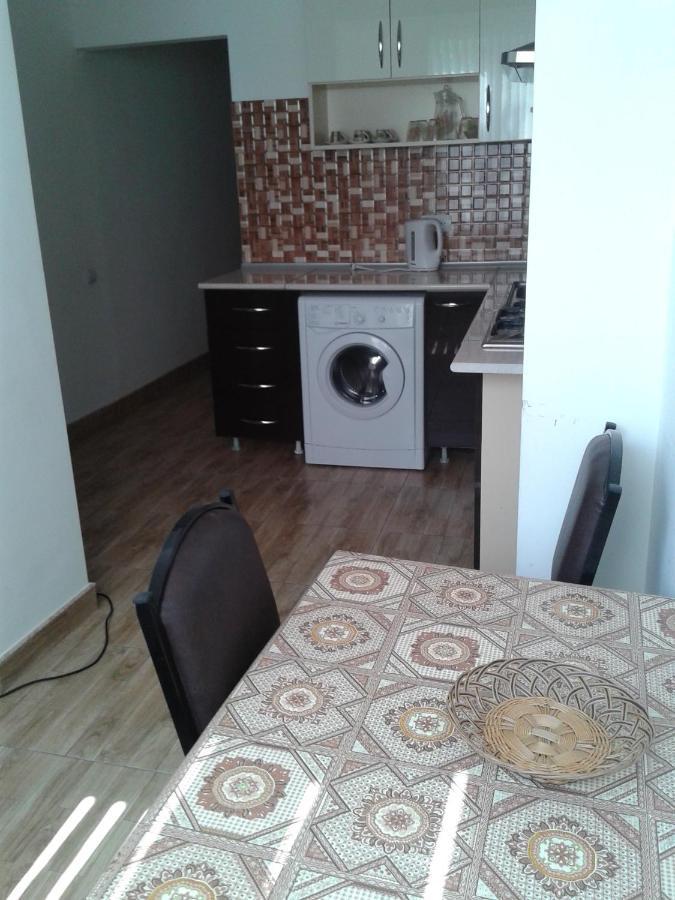 Apartments Azatutyan Avenue 9, Кв 19 예레반 외부 사진