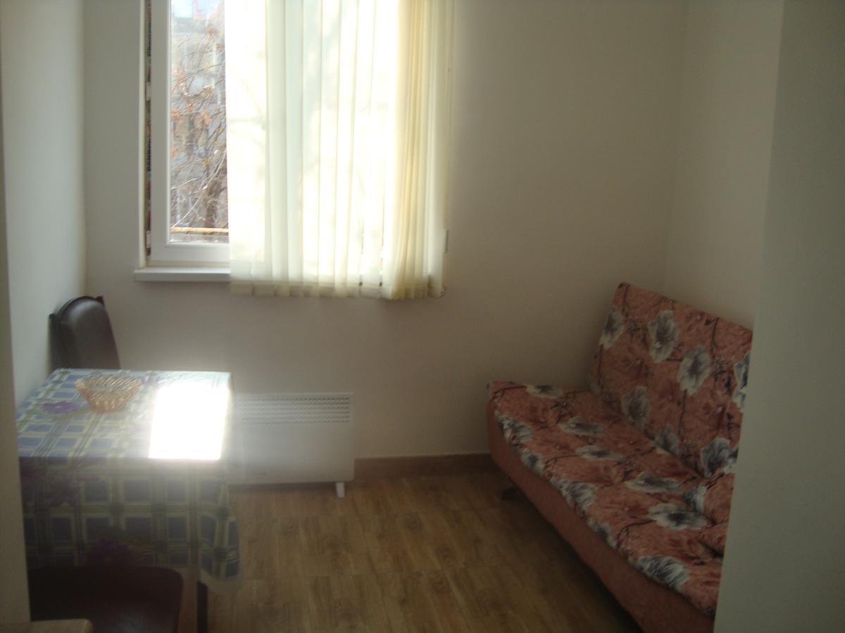 Apartments Azatutyan Avenue 9, Кв 19 예레반 외부 사진